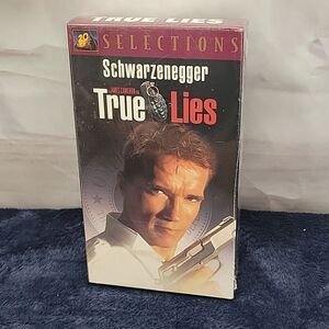 True Lies VHS 1994 Jamie Lee Curtis Arnold Schwarzenegger